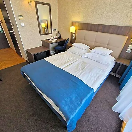 Szálloda Medos 3*