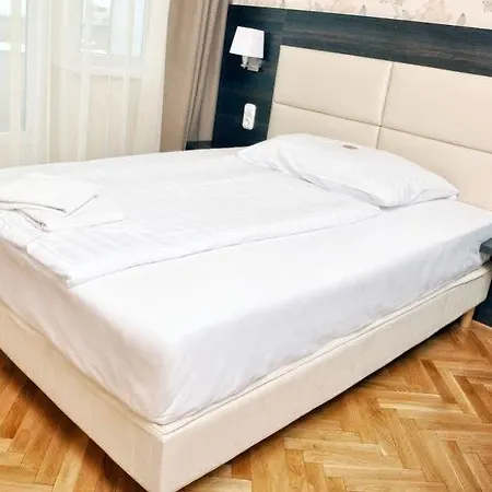 Hotel Medos