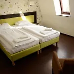 Hotel Medos 3*